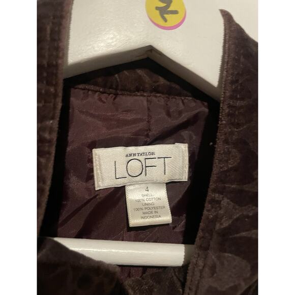 Ann Taylor Loft Petites 4 Burgundy Velvet Jacket Mandarin Collar Victorian - Picture 3 of 7